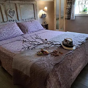 Shabby Apartment